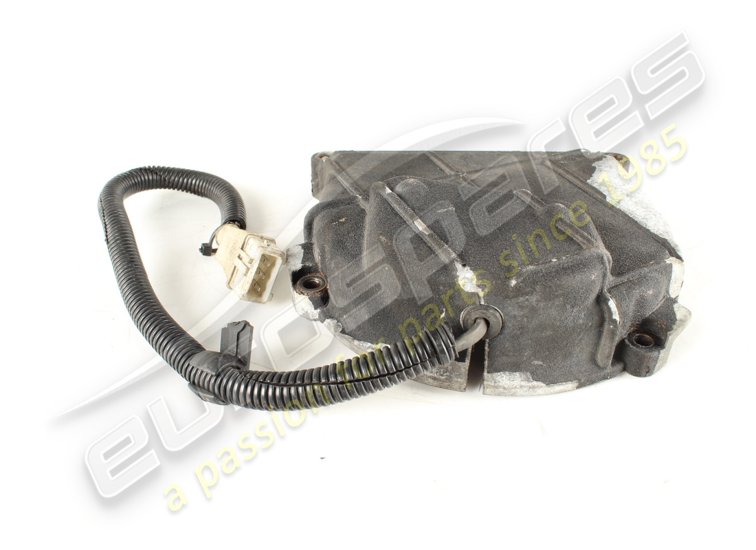 USED Maserati FRONT RH SENSOR HOLDER COVER . PART NUMBER 585007400 (1)