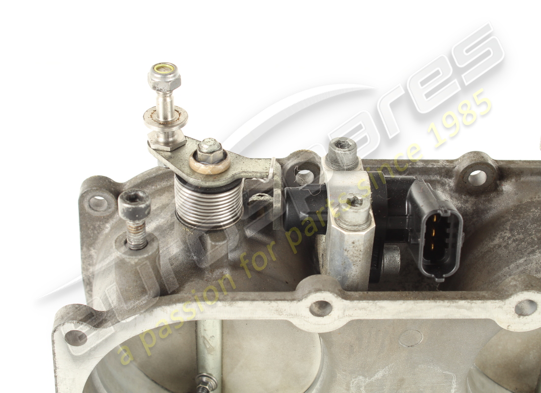 USED FERRARI COMPLETE CENTRAL COMPENSATOR B. PART NUMBER 281192 (2) used ferrari complete central compensator b. part number 281192 (2)