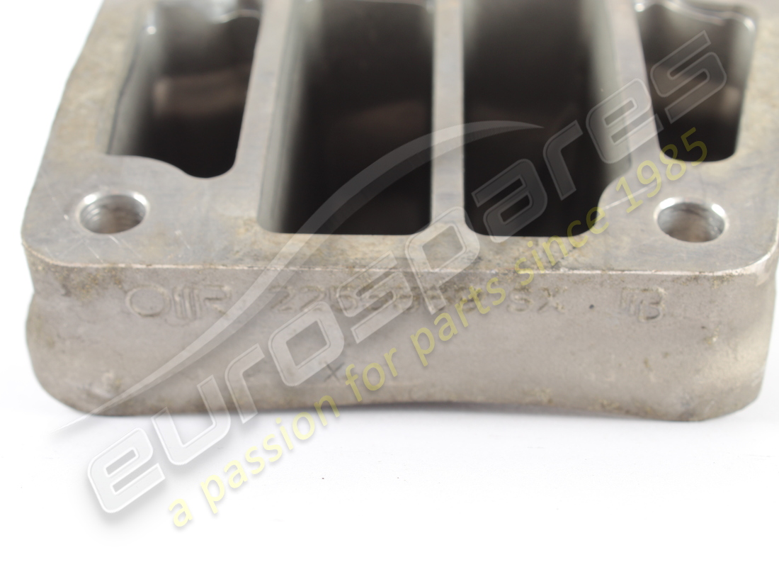 USED FERRARI LH ENGINE STRUT. PART NUMBER 255569 (5) used ferrari lh engine strut. part number 255569 (5)