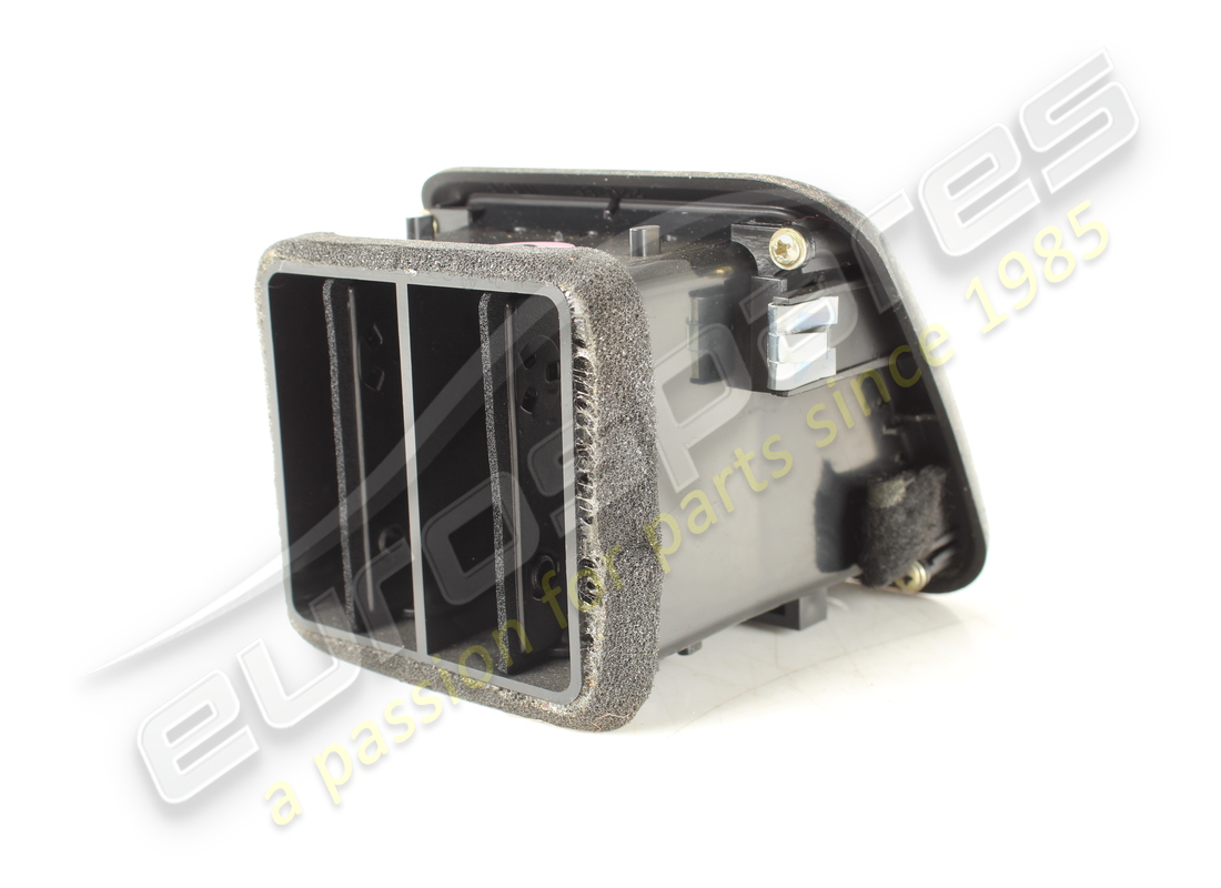 USED MASERATI SIDE AIR VENTBLACK. PART NUMBER 66527400 (5) used maserati side air ventblack. part number 66527400 (5)