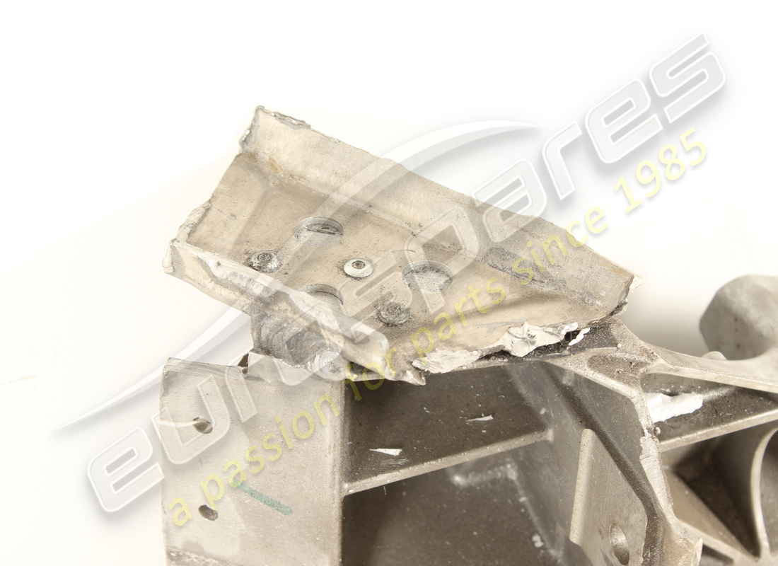 used ferrari lh shock tower. part number 285537 (3)
