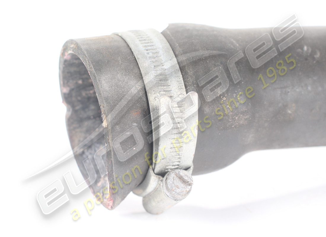 used maserati sleeve. part number 374000330 (3)