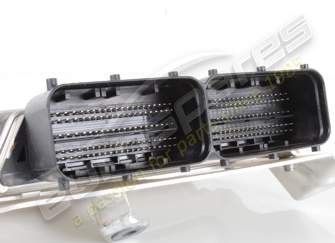 USED FERRARI DCT ECU. PART NUMBER 855811 (4) used ferrari dct ecu. part number 855811 (4)