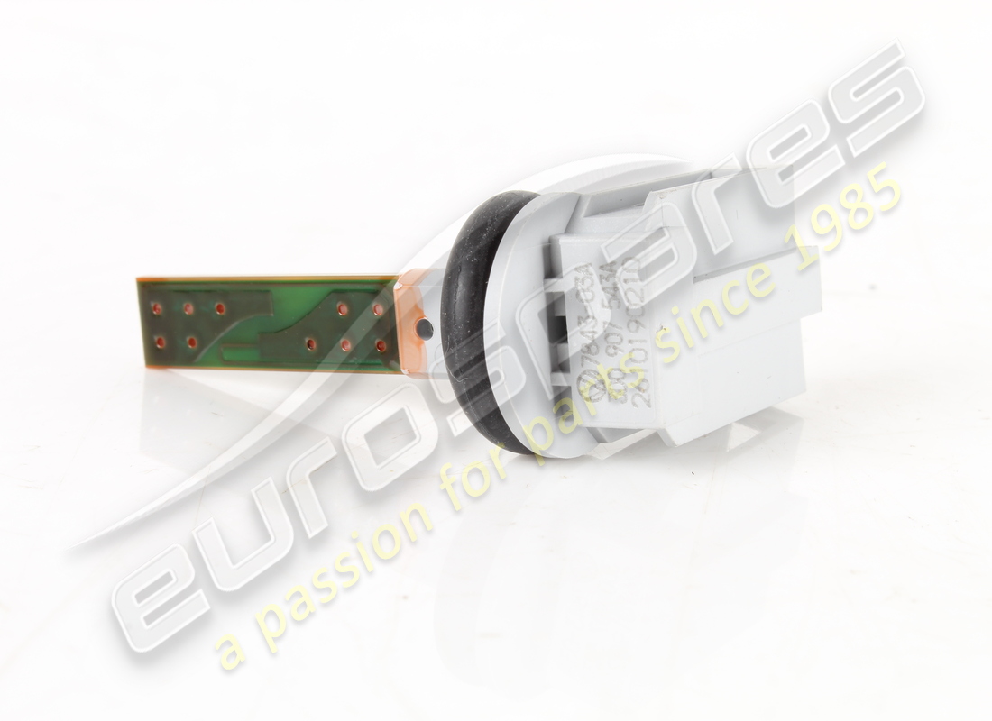 USED Lamborghini TEMPERATURE SENSORLUFTKANAL KURZ . PART NUMBER 3D0907543A (1) USED Lamborghini TEMPERATURE SENSORLUFTKANAL KURZ . PART NUMBER 3D0907543A (1)