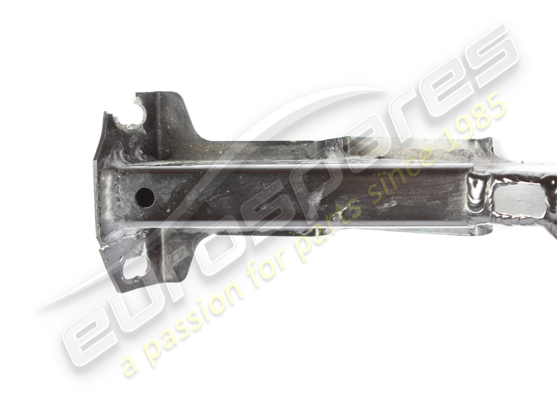 damaged ferrari complete front shield trellis. part number 88858500 (2)