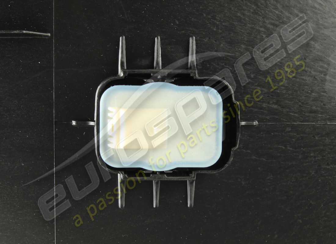 NEW PORSCHE WHEEL HOUSING LINER. PART NUMBER 992805911M (3) new porsche wheel housing liner. part number 992805911m (3)