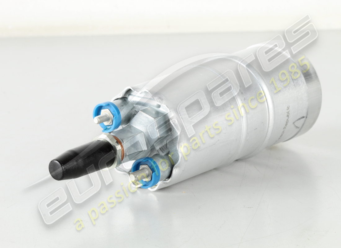 NEW BOSCH FUEL PUMP (52MM). PART NUMBER 948829 (3) new bosch fuel pump (52mm). part number 948829 (3)