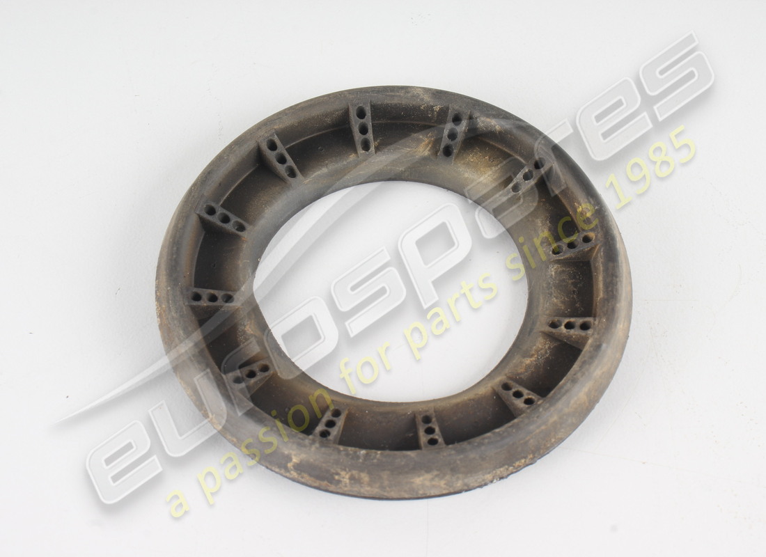 used aston martin gaiter fuel fill ppe. part number 4g438703aa (1)