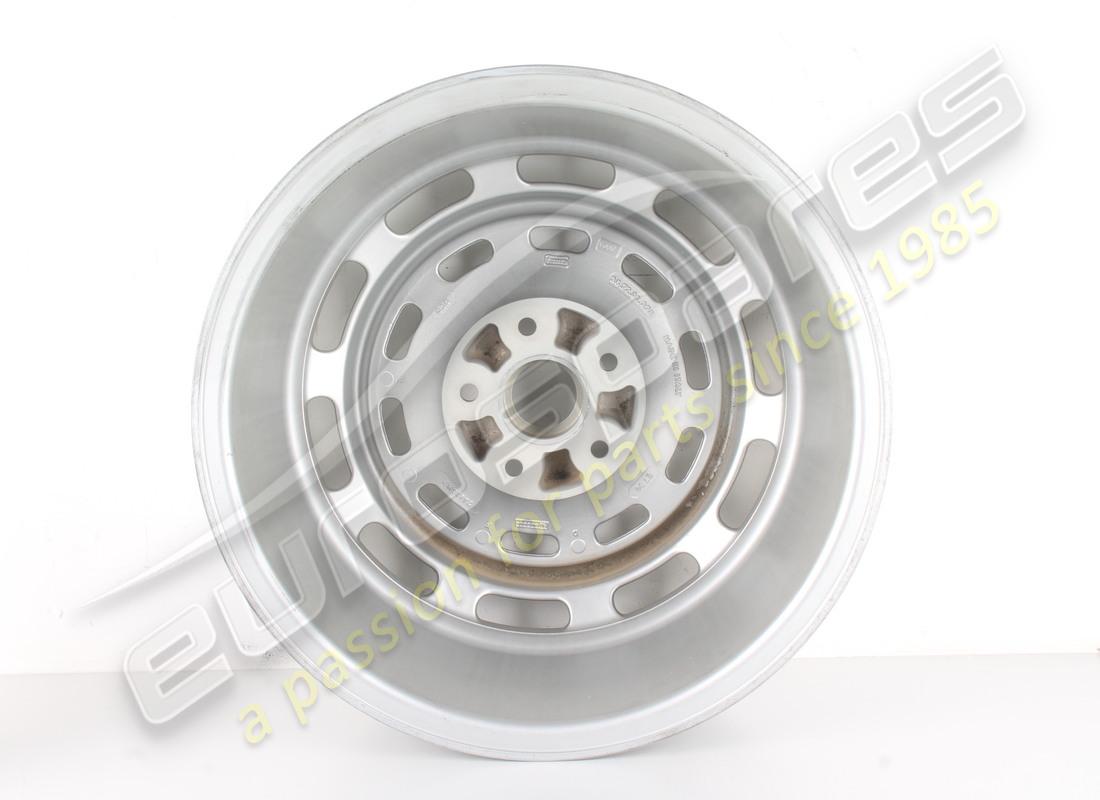 new maserati front wheel. part number 367201378 (3)