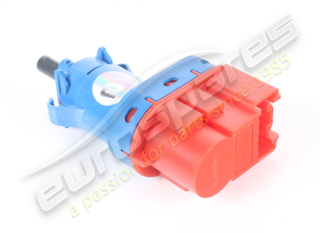 USED FERRARI PUSHBUTTON SWITCH. PART NUMBER 318205 (2) used ferrari pushbutton switch. part number 318205 (2)