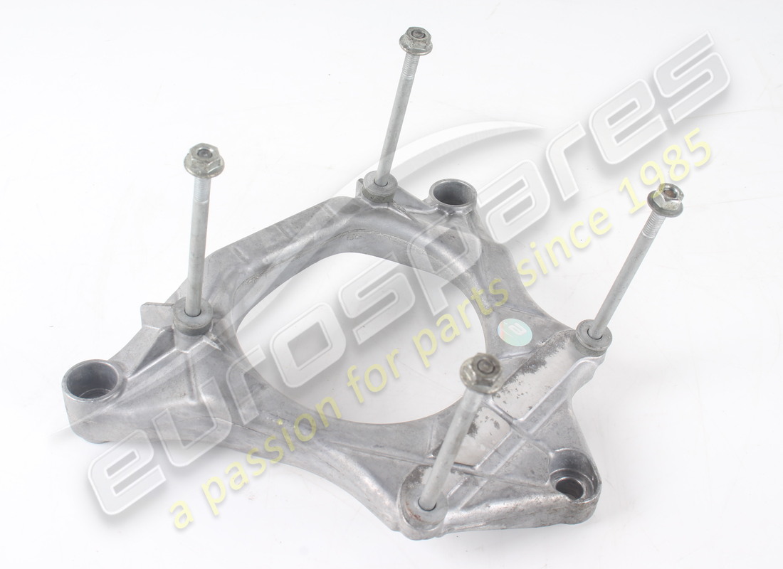 USED Ferrari MOUNTING . PART NUMBER 318265 (1) USED Ferrari MOUNTING . PART NUMBER 318265 (1)