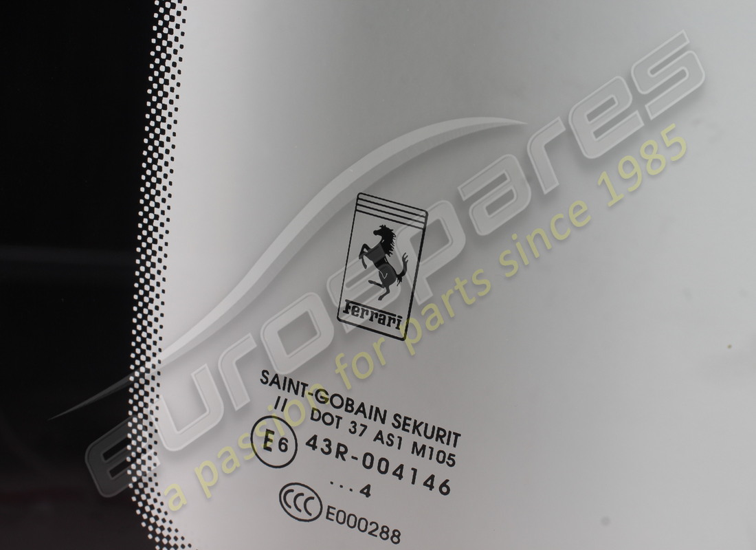 new ferrari windscreen glass. part number 69754900 (2)