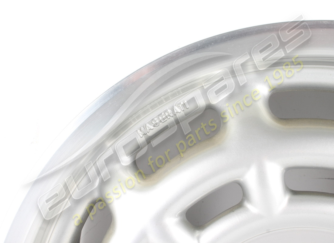 new maserati front wheel. part number 367201378 (2)