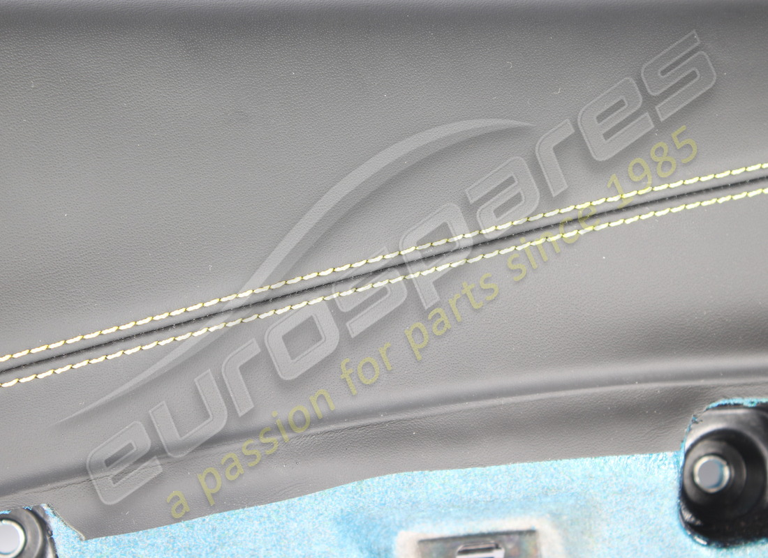 damaged ferrari complete lh door panel. part number 976423 (2)