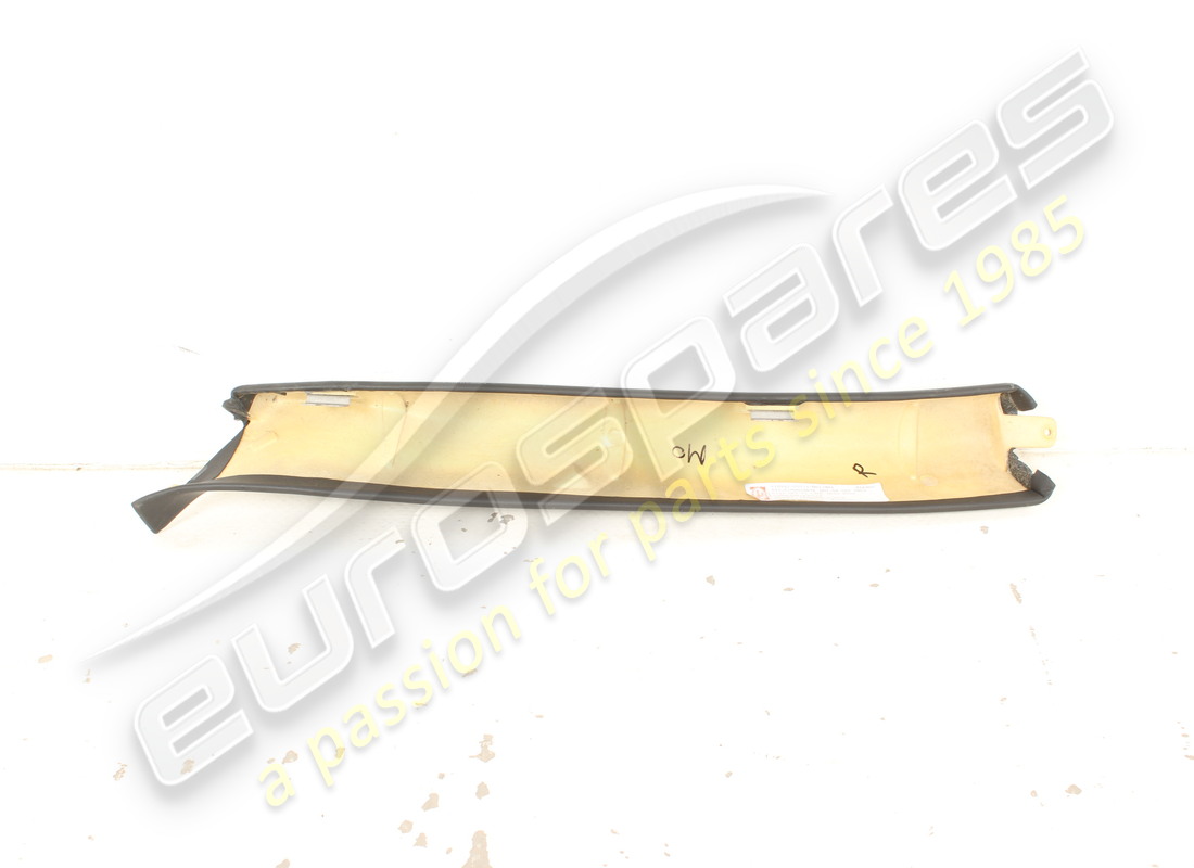 used ferrari rhd rh trim. part number 68291500 (2)