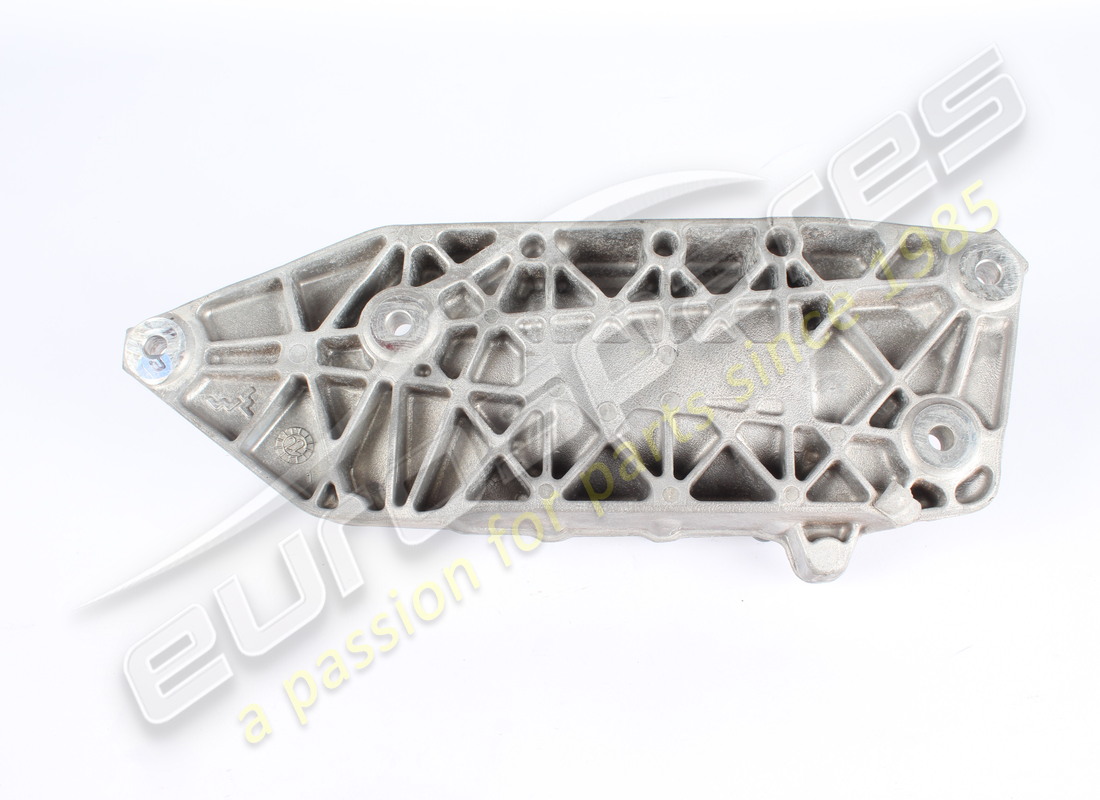 used ferrari supporto inf. cambio. part number 965162 (2)