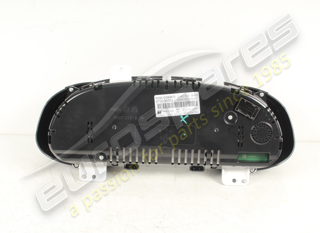 new maserati instrument cluster. part number 670036062 (3)