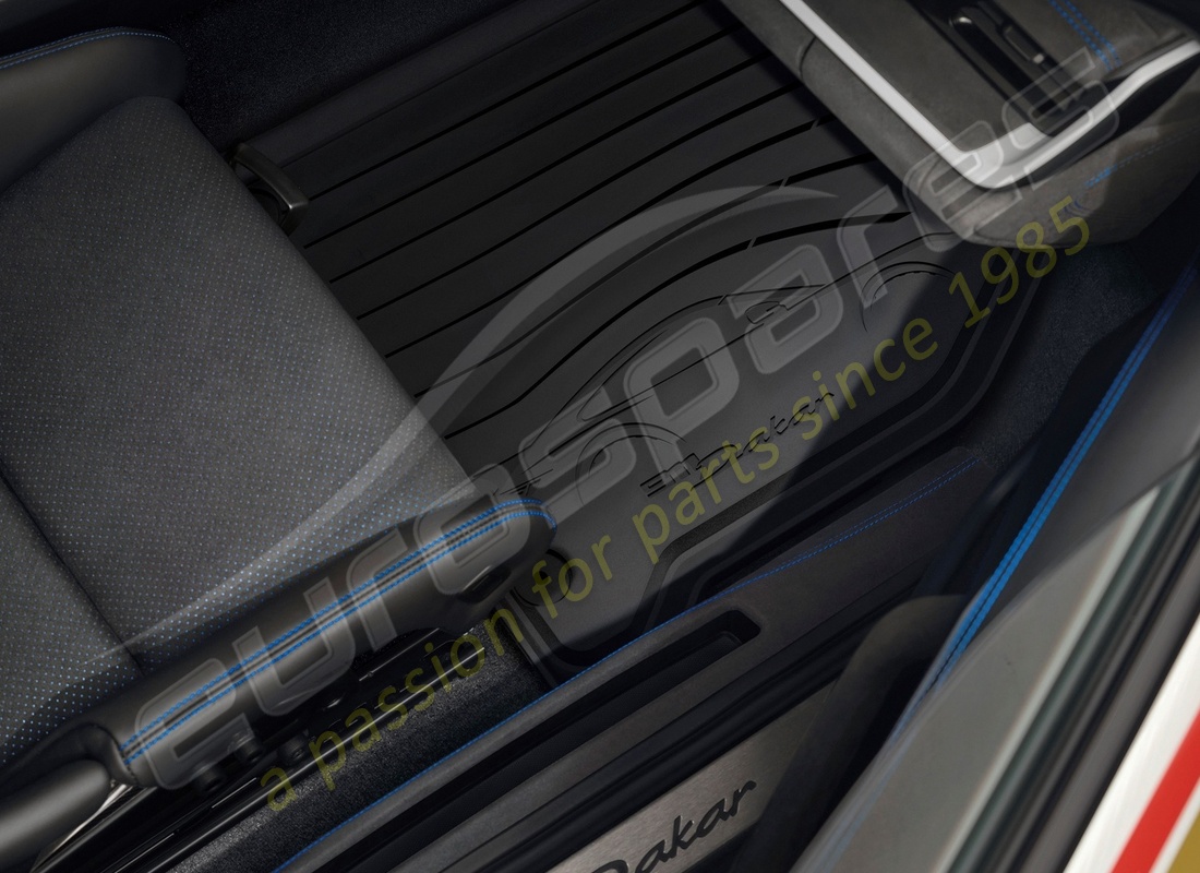 new porsche all-weather floor mats. part number 992044894 (1)