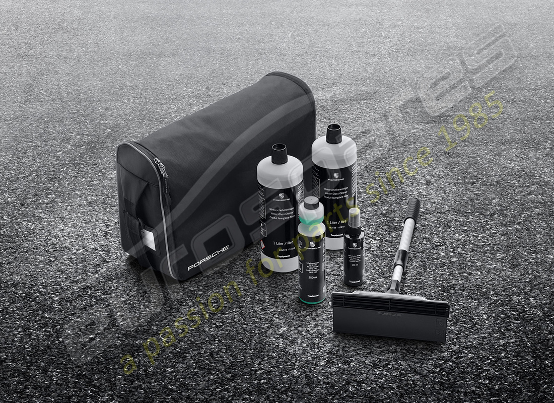 new porsche winter care kit. part number 00004400104 (1)