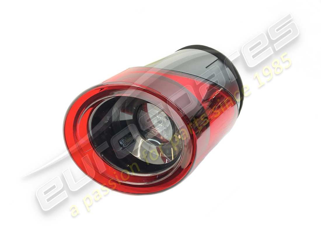 new ferrari outer rh tail light. part number 325107 (1)