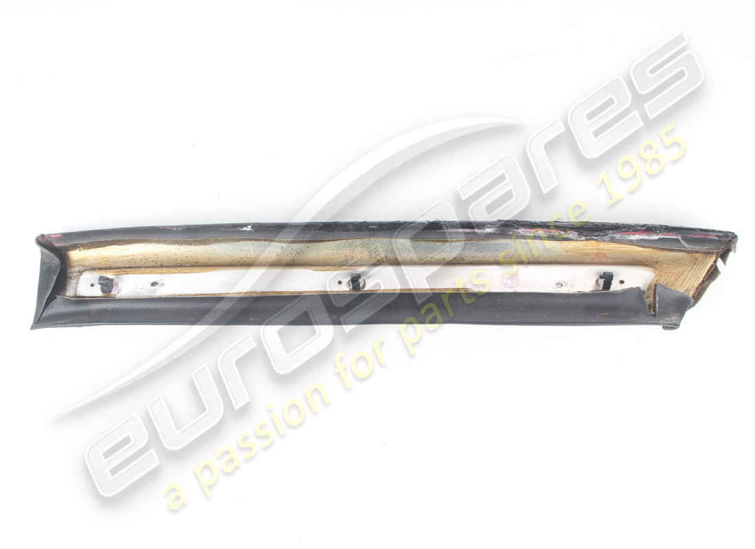 USED FERRARI RH MOULDING GTS. PART NUMBER 60356706 (4) used ferrari rh moulding gts. part number 60356706 (4)