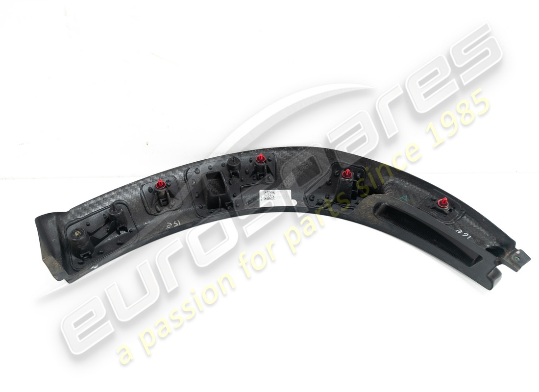 used ferrari complete rh rear flank cladding. part number 901771 (3)