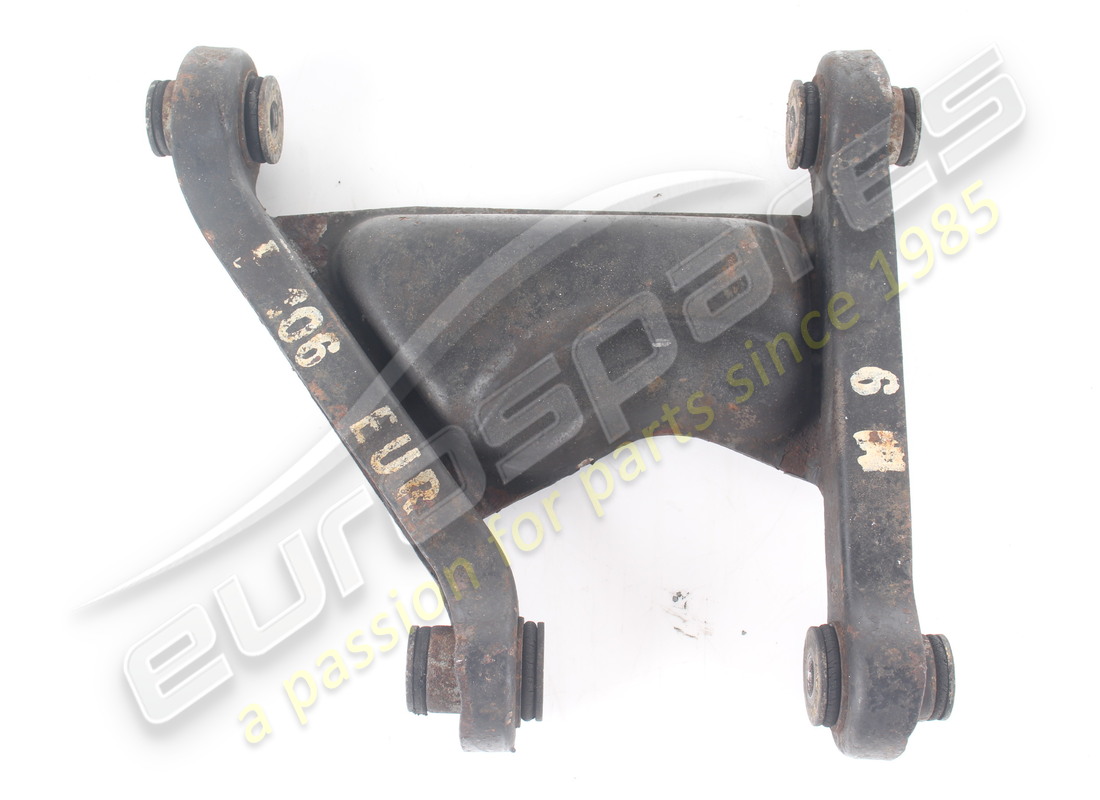 used ferrari rh rear suspension upper lever. part number 115716 (3)