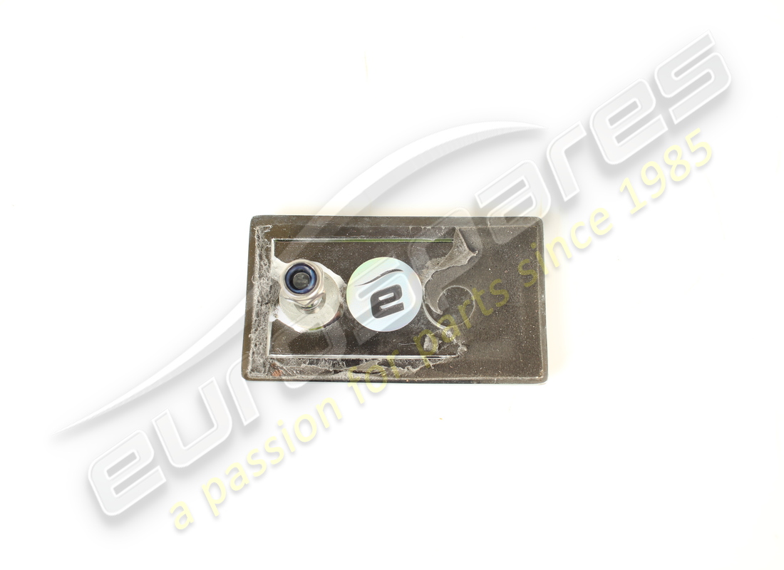 used ferrari front badge. part number 973053 (2)