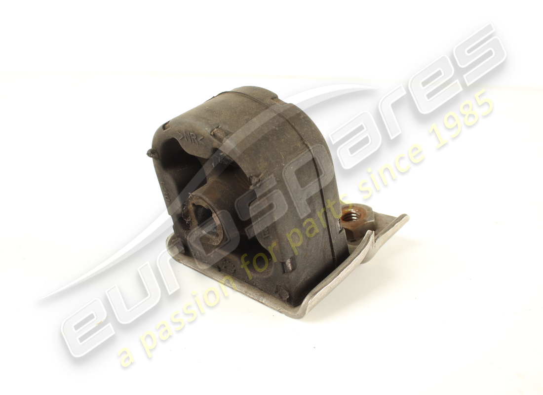 USED Maserati CENTRAL SUPPORT . PART NUMBER 670001494 (1)