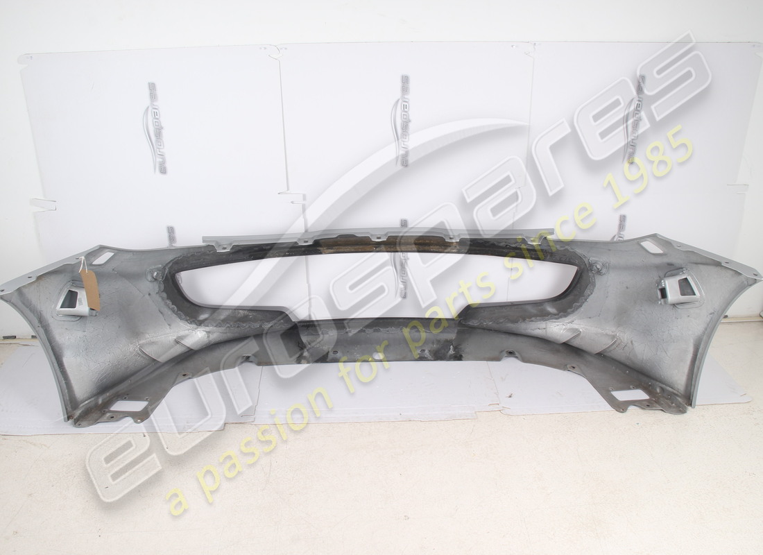 used ferrari front bumper. part number 87187110 (2)