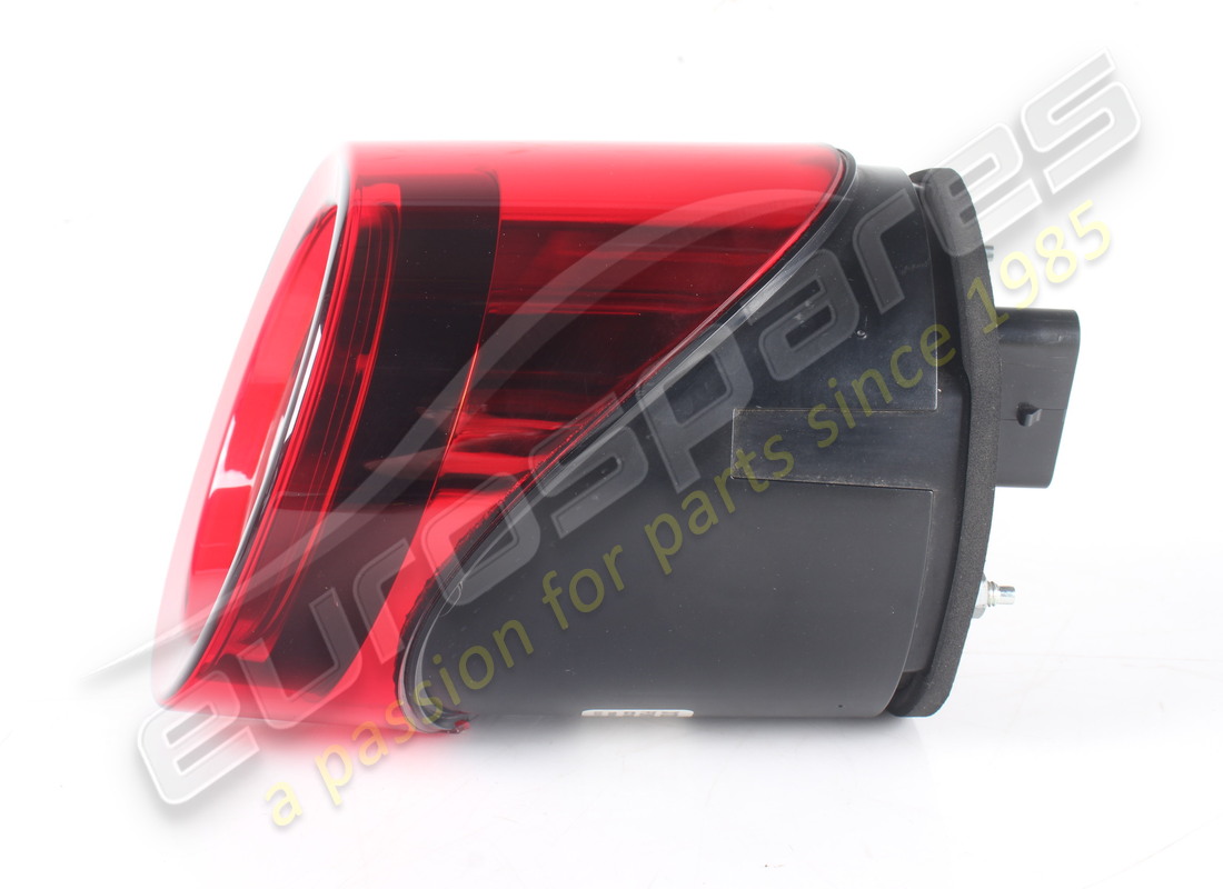 USED FERRARI OUTER LH TAIL LIGHT. PART NUMBER 317208 (2) used ferrari outer lh tail light. part number 317208 (2)