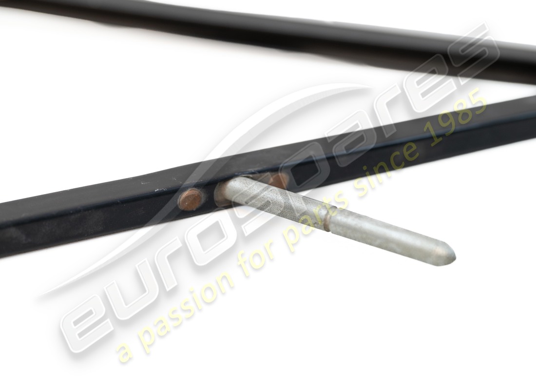 new eurospares 246 gt lh front quarter glass frame. part number eap1390057 (2)