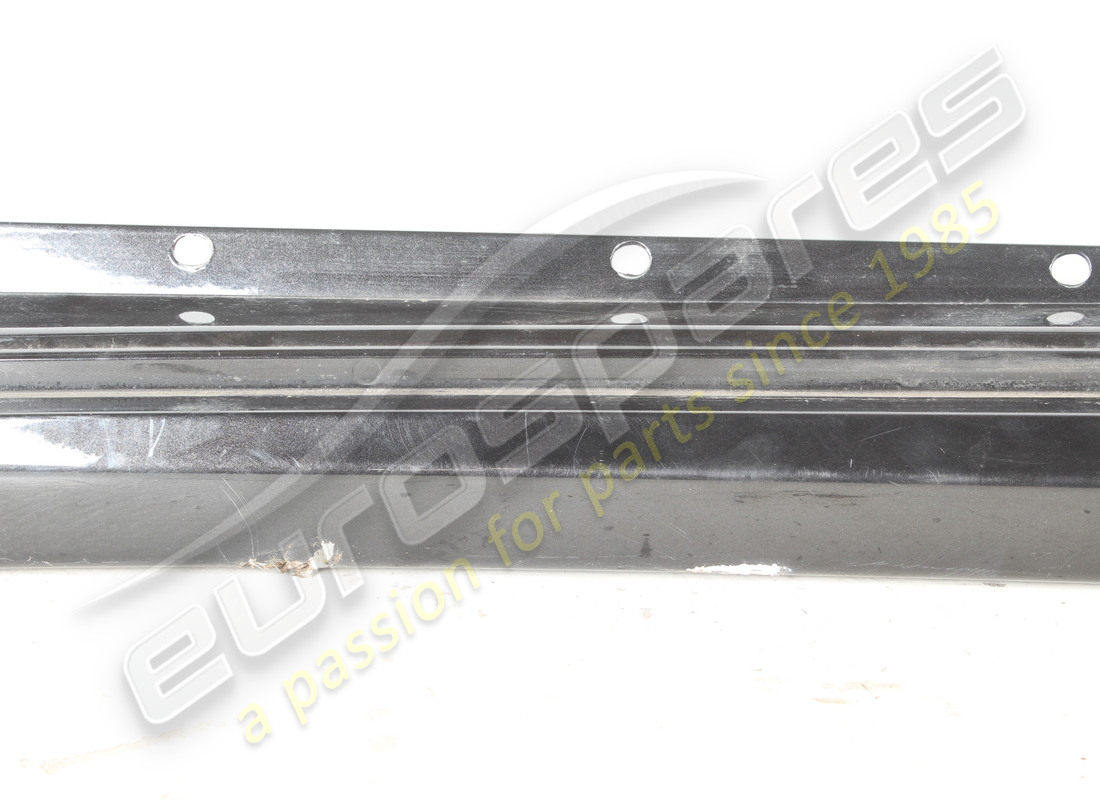 damaged ferrari lh underdoor covering. part number 68021110 (2)