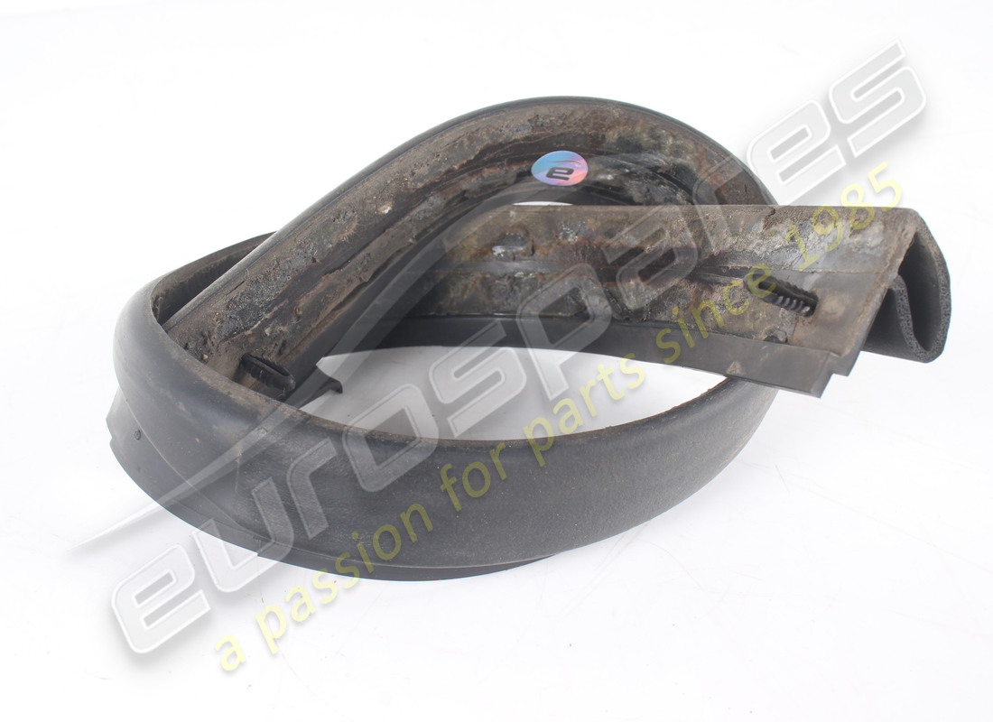 USED FERRARI UPPER SEAL FOR FRONT BUMPER. PART NUMBER 87220300 (1) used ferrari upper seal for front bumper. part number 87220300 (1)