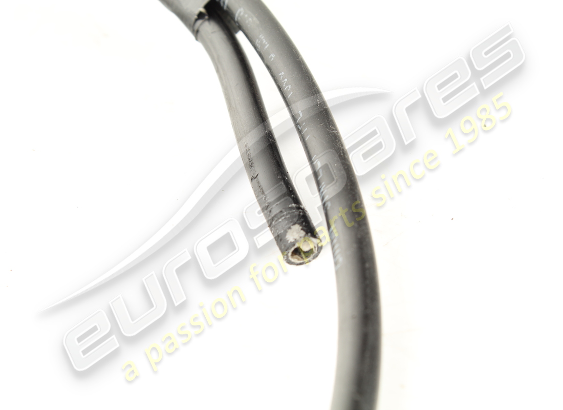 USED FERRARI PIPE FROM BOTTLE TO 3 WAY CO. PART NUMBER 272235 (3) used ferrari pipe from bottle to 3 way co. part number 272235 (3)