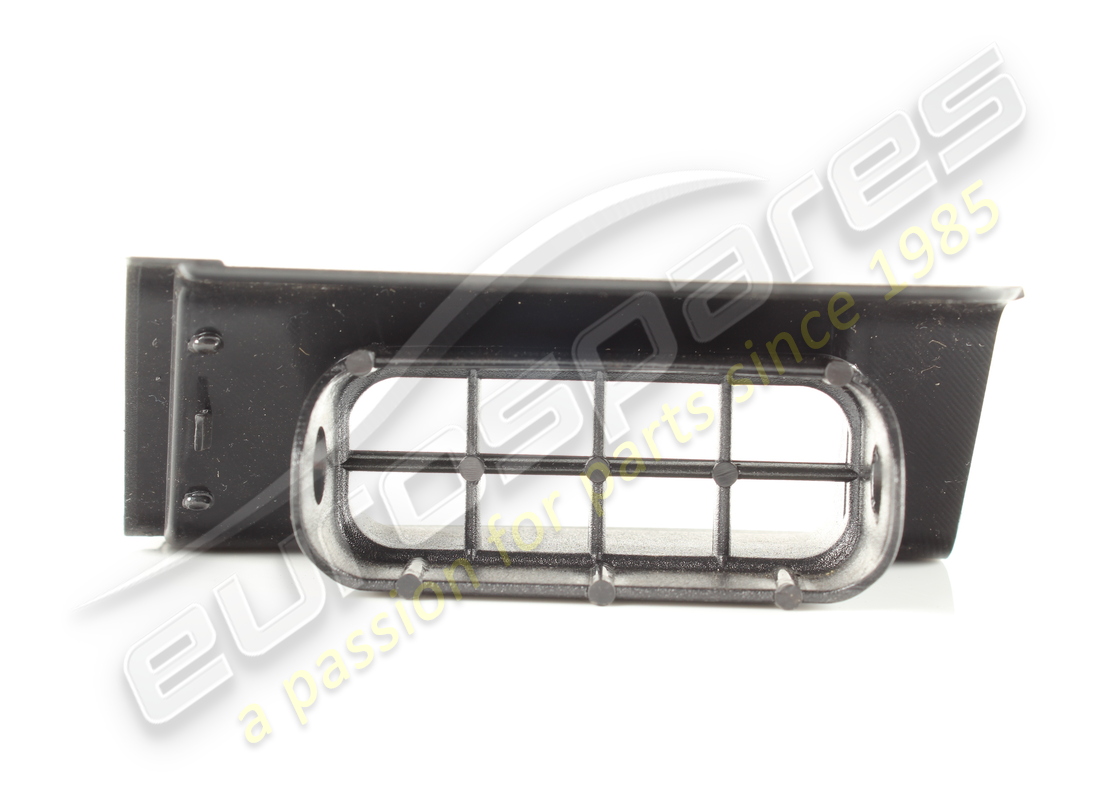 used maserati lh rear grill black. part number 670014563 (2)