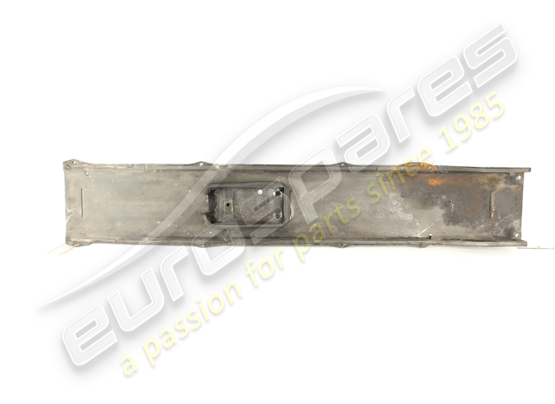 damaged ferrari pipe protection cover. part number 62660200 (1)