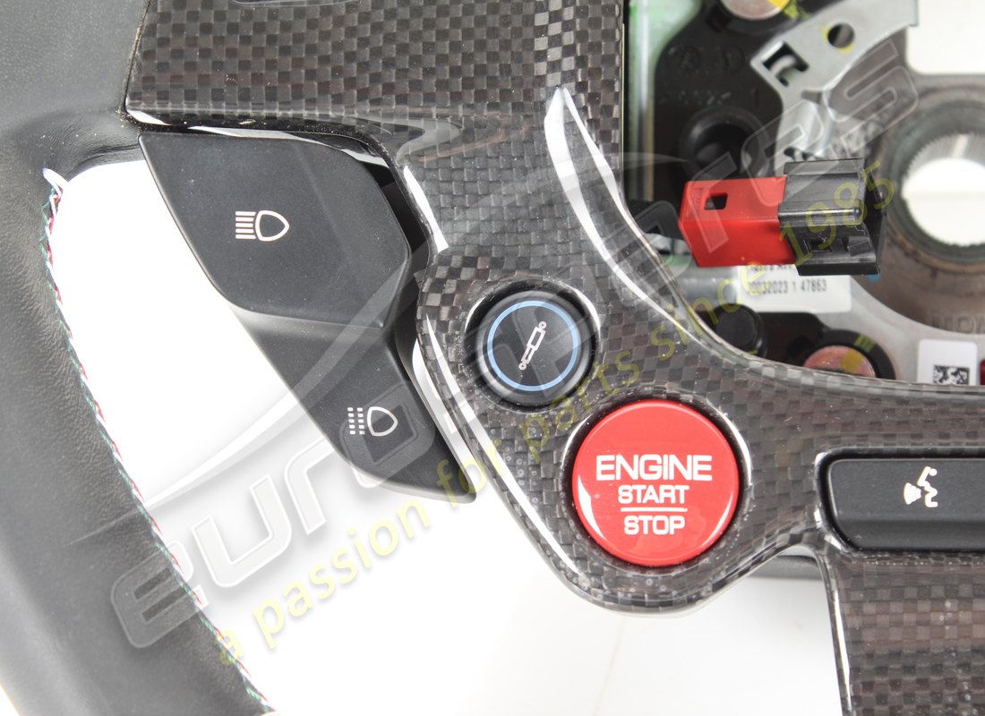 used ferrari complete steering wheel. part number 337540 (2)