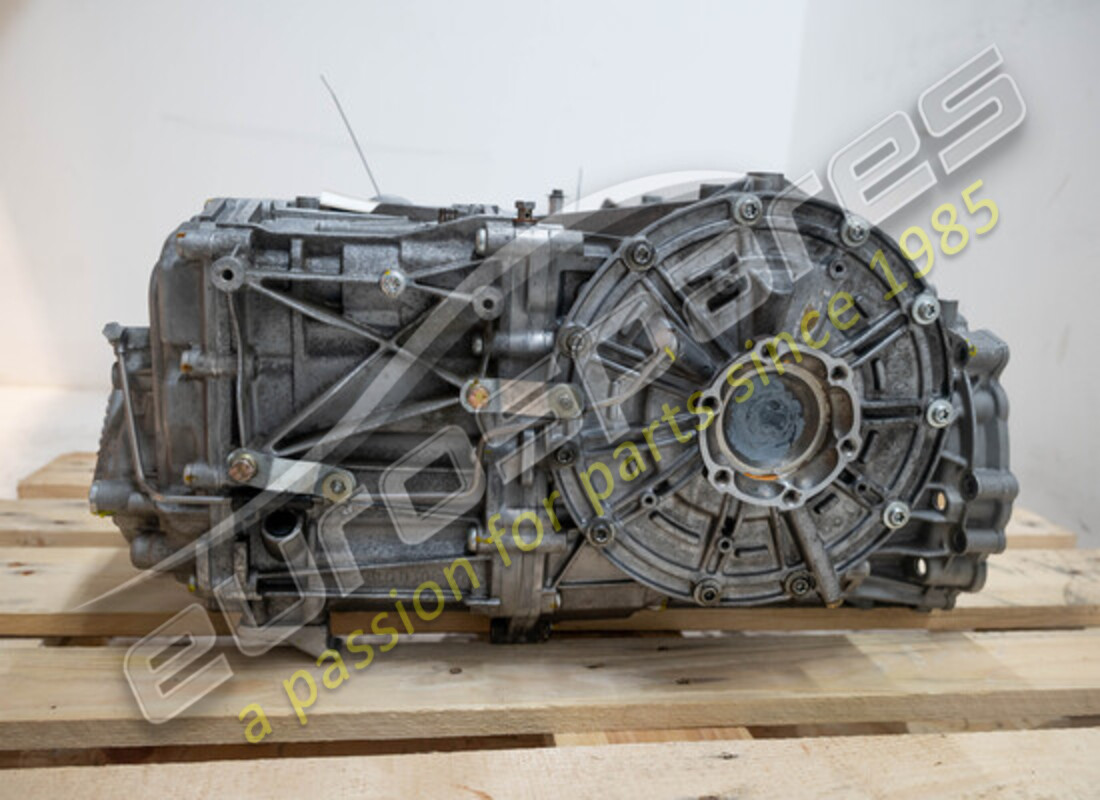 used ferrari complete dual clutch gearbox. part number 286043 (3)
