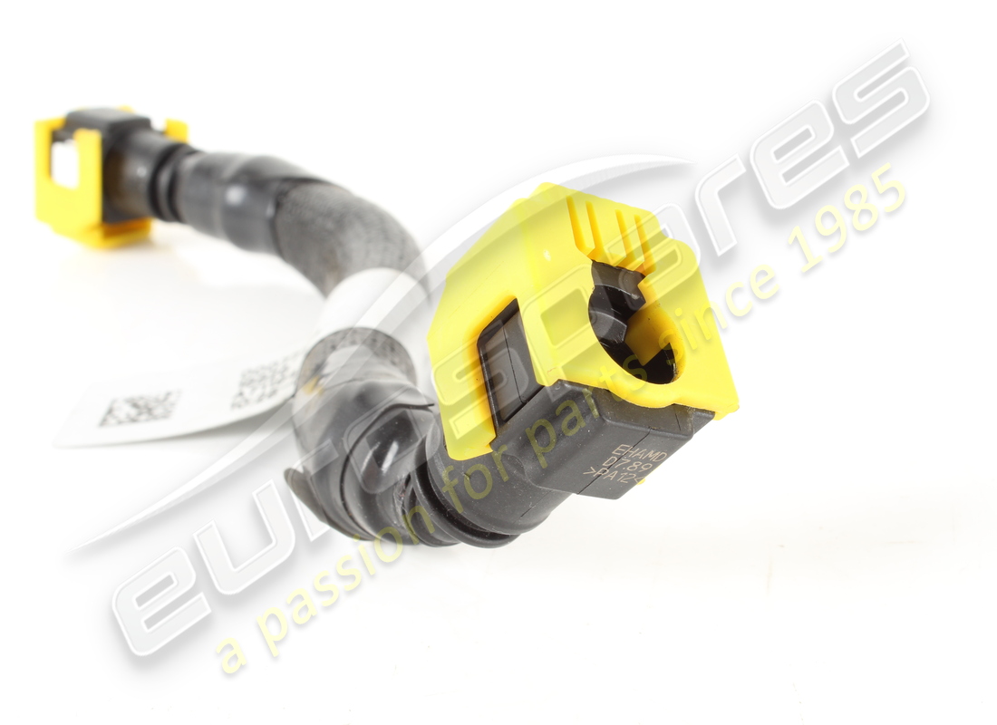 USED FERRARI TUBO DA SEZ SX A SEP VAPORI. PART NUMBER 777512 (2) used ferrari tubo da sez sx a sep vapori. part number 777512 (2)