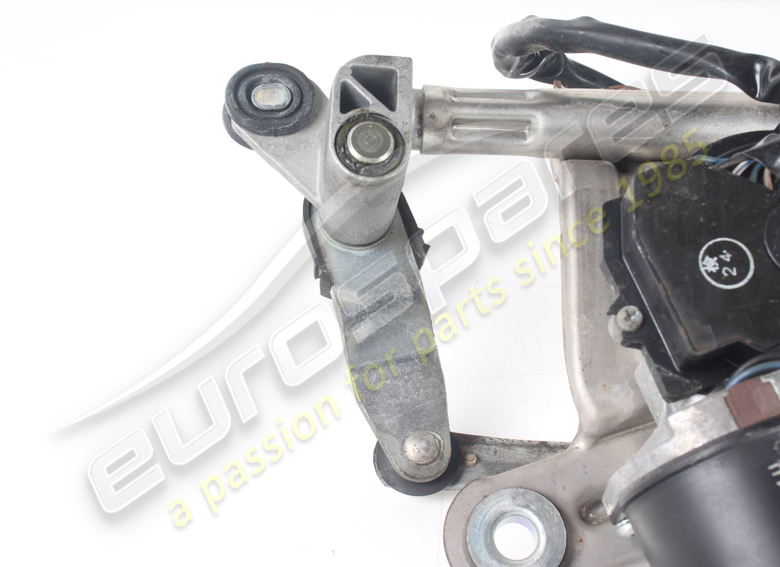 used ferrari windscreen wiper with motor. part number 84198200 (2)