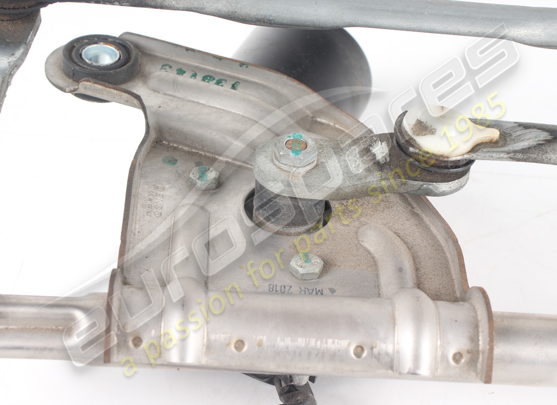 used ferrari windscreen wiper with motor. part number 84198200 (6)