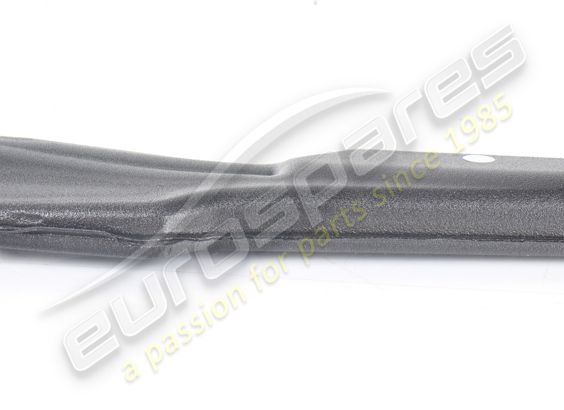 used ferrari rh rear cabin air duct. part number 89283800 (6)