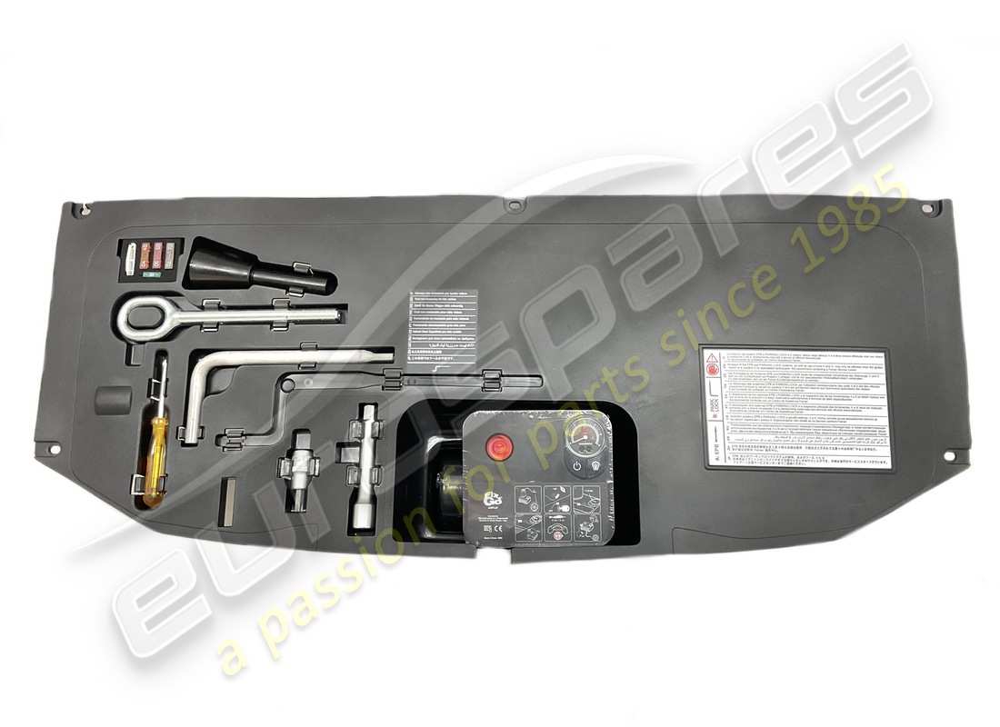 USED Ferrari COMPLETE KIT FOR TOOLS . PART NUMBER 318850 (1)