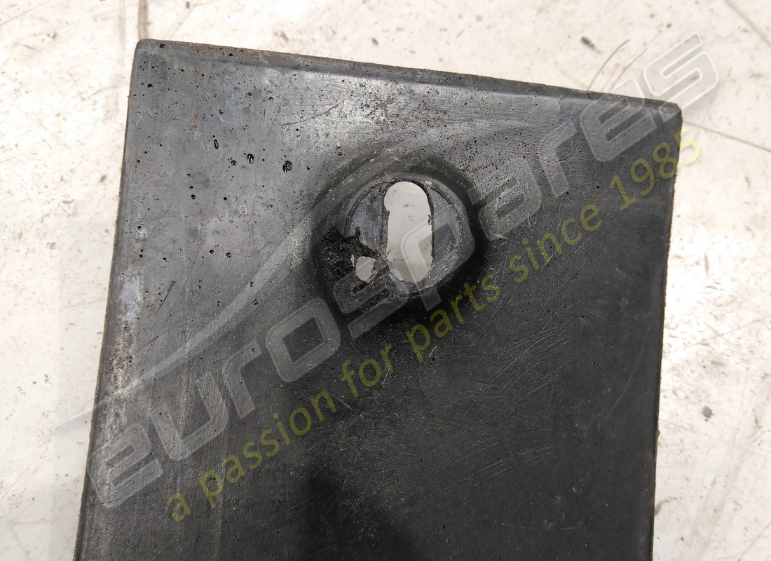 used ferrari cover. part number 65142100 (2)