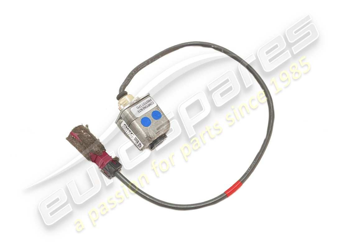 used ferrari parking camera. part number 331569 (1)
