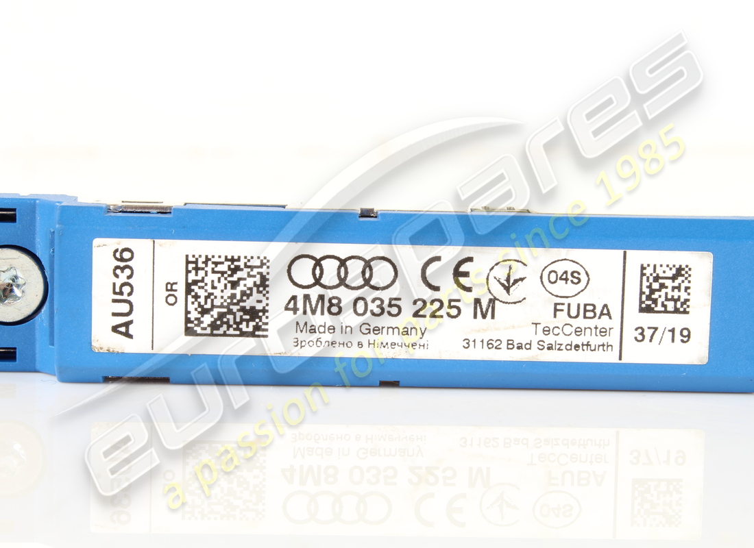 used lamborghini antenna amplifier am/fm/dab rdw/nar. part number 4m8035225m (2)