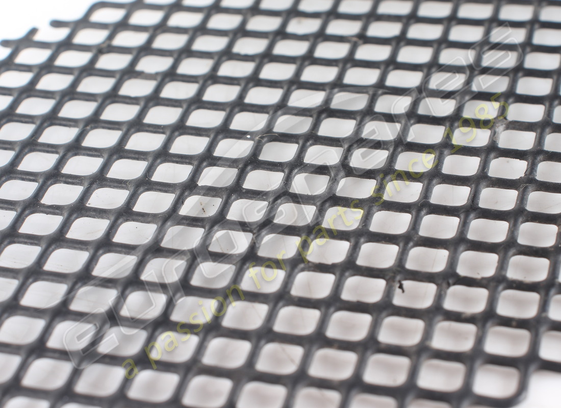 USED FERRARI RH LATERAL GRILLE. PART NUMBER 87707000 (2) used ferrari rh lateral grille. part number 87707000 (2)