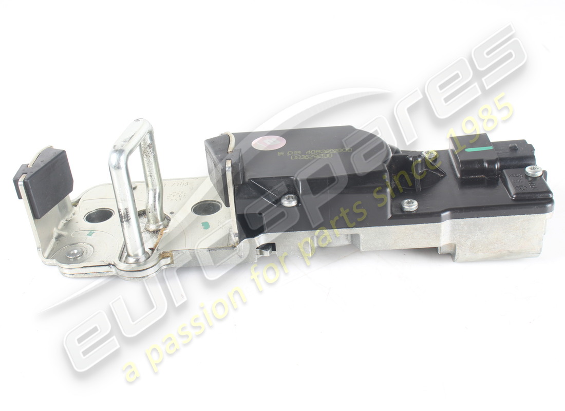 USED Ferrari LOCK STRIKER . PART NUMBER 83629000 (1) USED Ferrari LOCK STRIKER . PART NUMBER 83629000 (1)