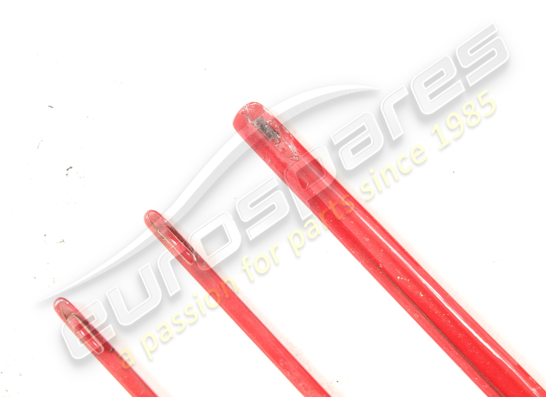 USED FERRARI RH GRILLE. PART NUMBER 61780010 (4) used ferrari rh grille. part number 61780010 (4)